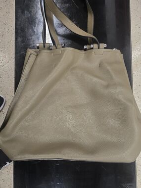Asos Everyday Women's Tote in Olive**